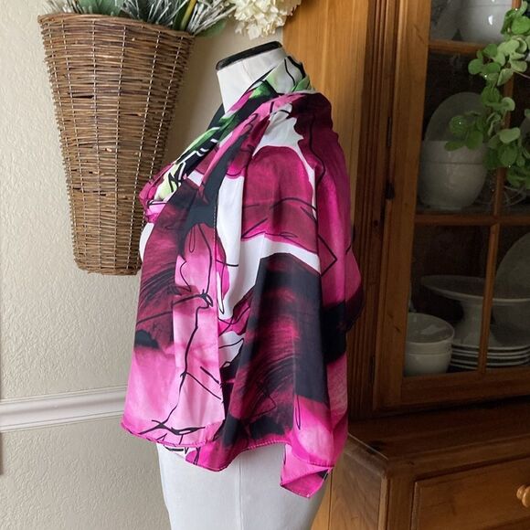 New REED Hampton Abstract Floral Oblong Scarf - Picture 4 of 11